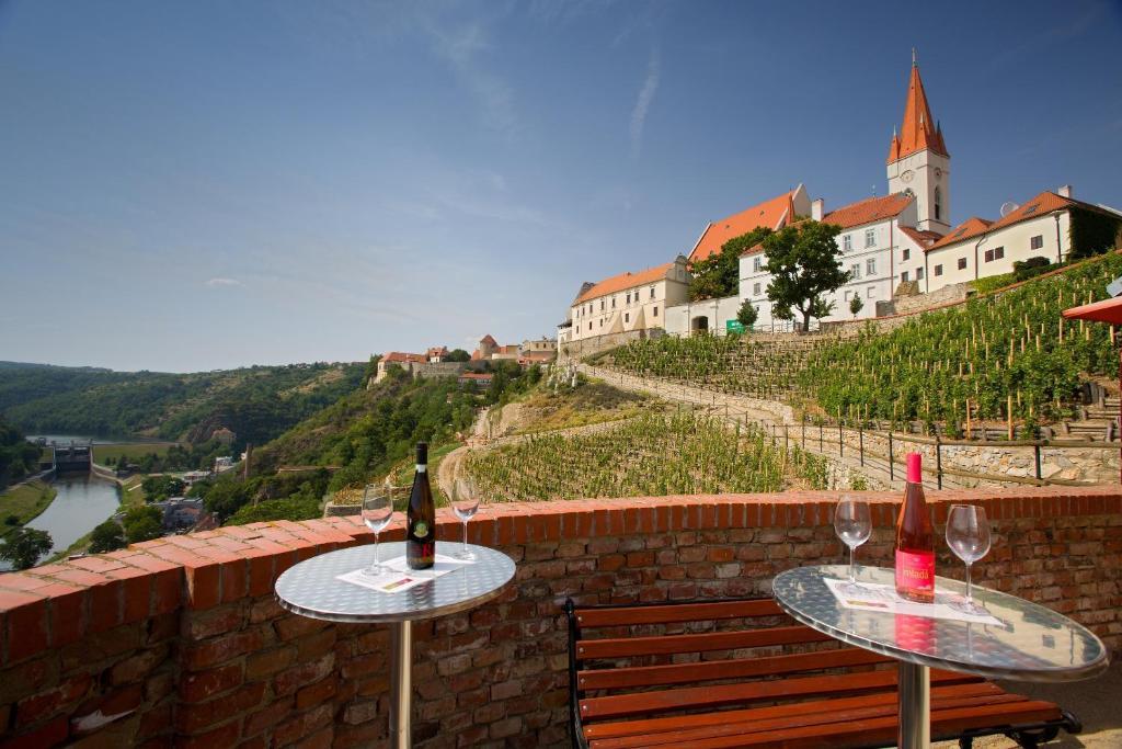 Hotel Lahofer Znojmo Luaran gambar